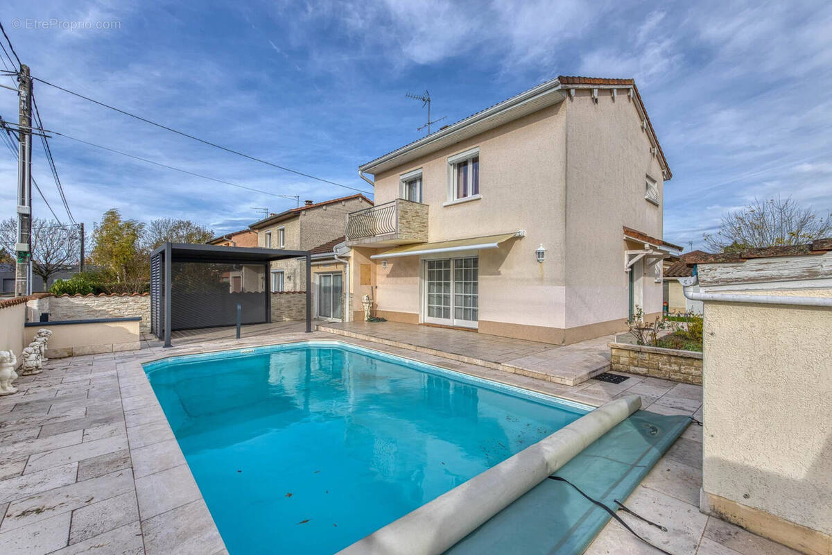 Maison à BOURG-EN-BRESSE