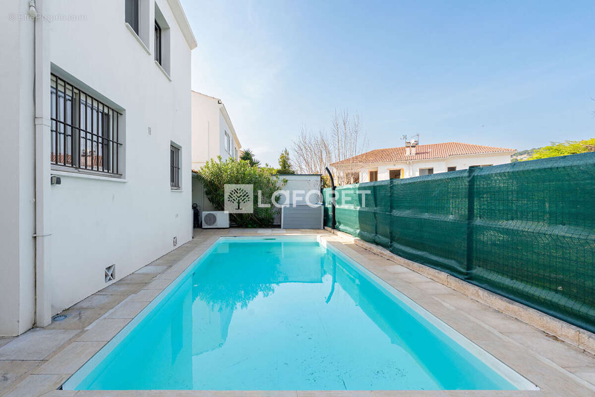 Maison à MARSEILLE-8E