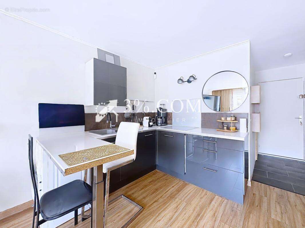 GRUISSAN RIVE DROITE   Appartement entièrement rénové, 29.2 - photo 10