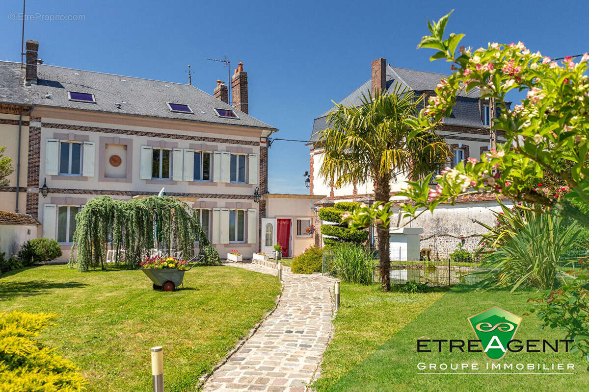 Maison LA NEUVE LYRE - 170 m² - 3 chambres - photo 7
