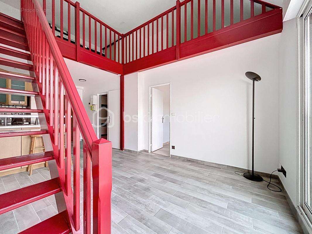 ***duplex secteur seine*** - photo 3