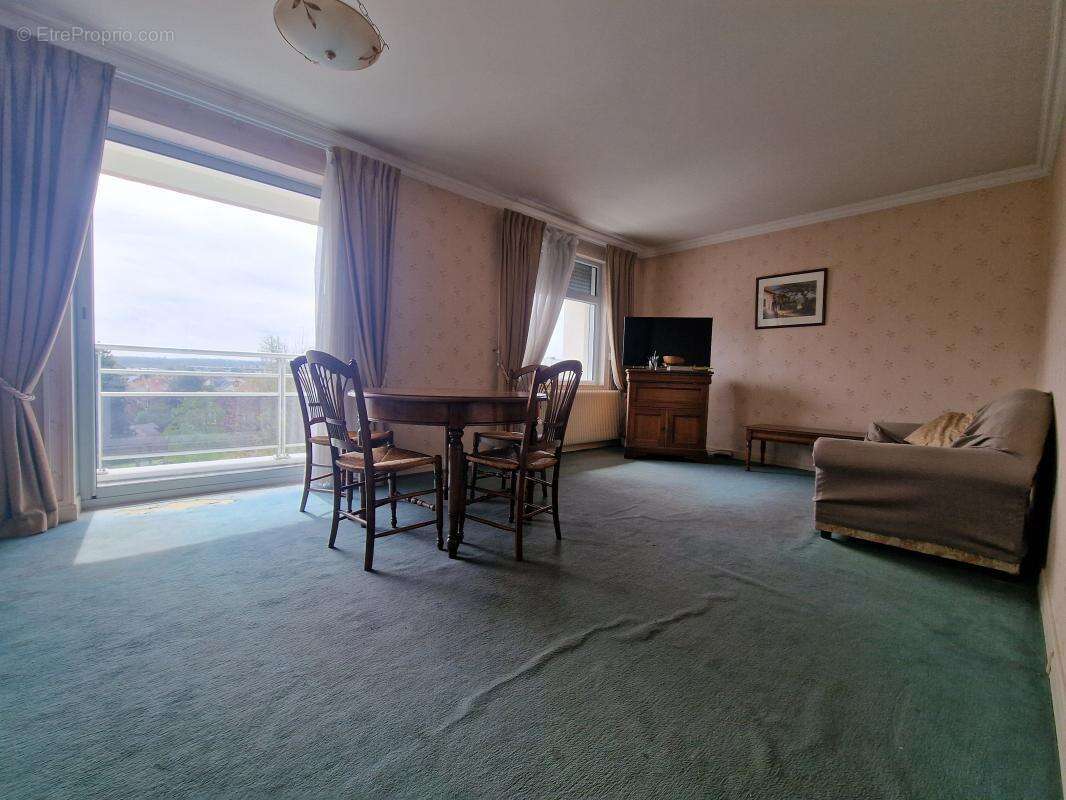 Appartement à VAIRES-SUR-MARNE