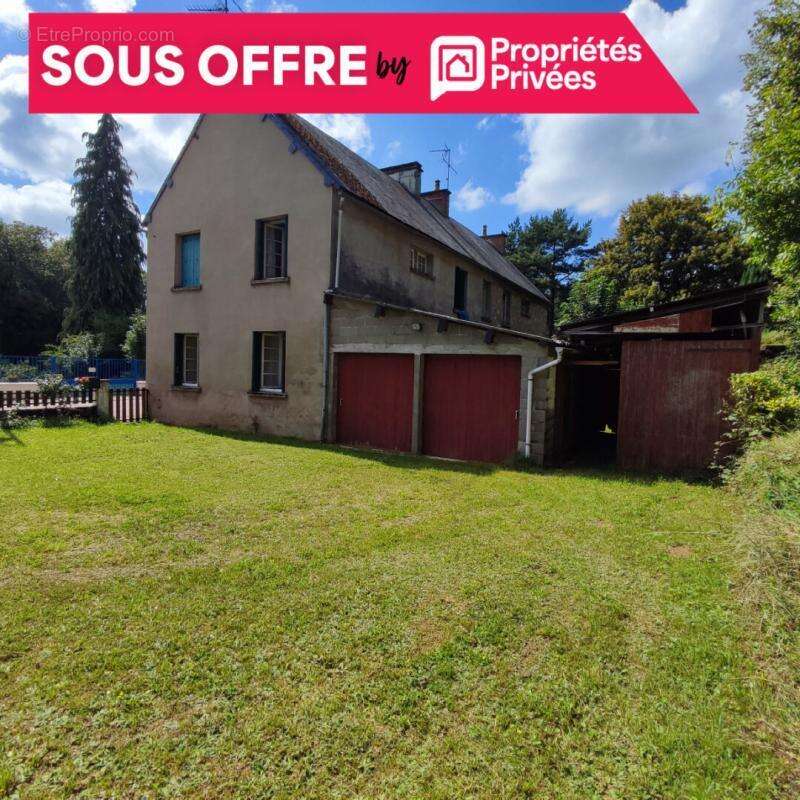 Maison à MONTSAUCHE-LES-SETTONS