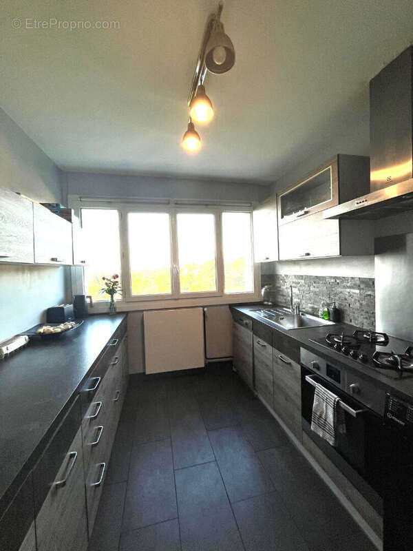 Appartement à SAINTE-FOY-LES-LYON