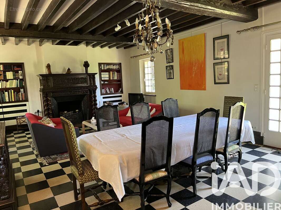 Photo 3 - Maison à TROISSEREUX