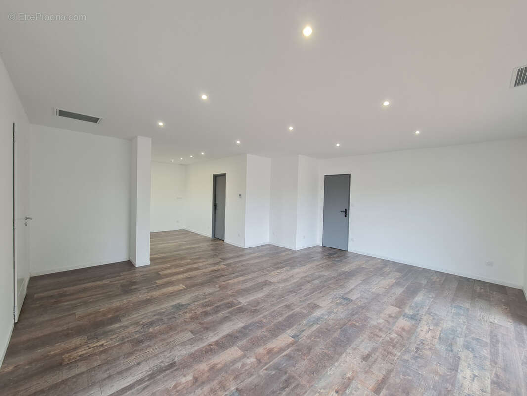 Maison à SAUGNACQ-ET-MURET