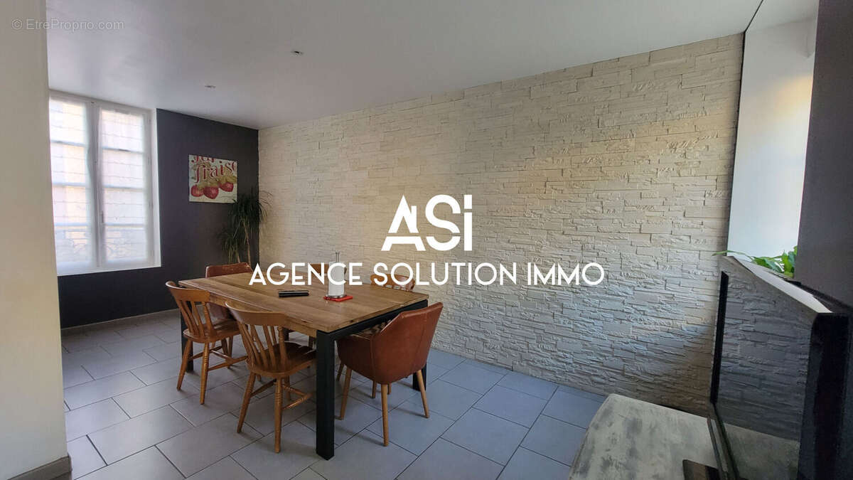 Maison à SILLE-LE-GUILLAUME