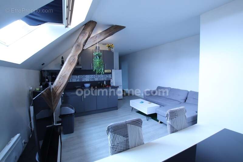 Appartement à SAINT-JEAN-DE-BRAYE