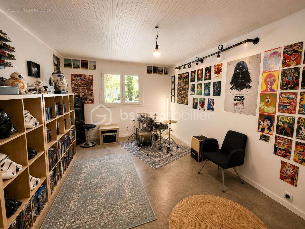 Bollène – maison familiale 151 m² – terrain constructible independant - 1000 m2 au total - photo 12