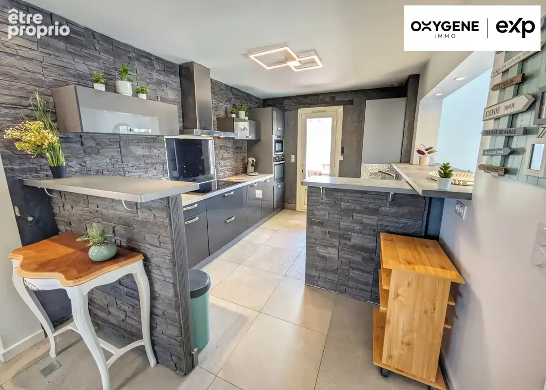Maison 155 m² à Saint-Laurent-De-La-Salanque  - photo 5