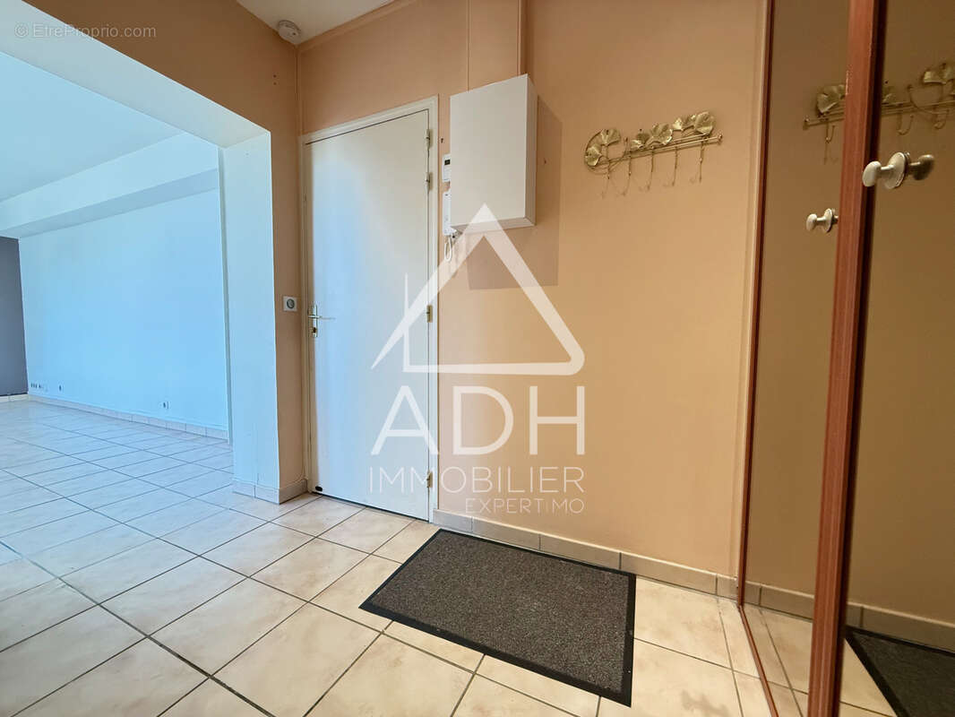 Appartement à JOUARS-PONTCHARTRAIN