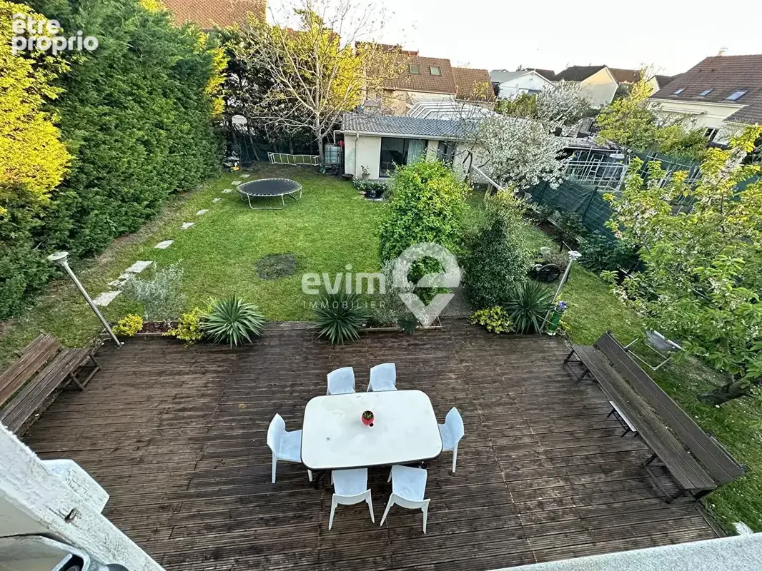 Maison familiale avec dependance  sur 550 m² de terrain - photo 6