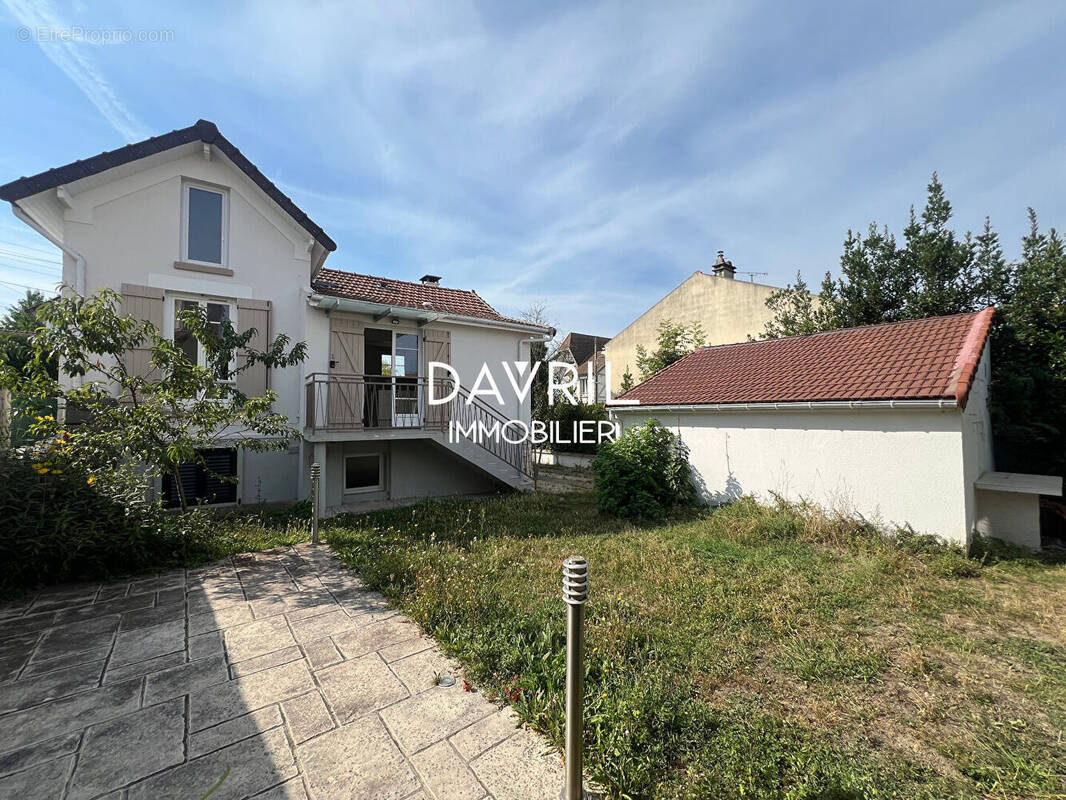 Maison à CONFLANS-SAINTE-HONORINE