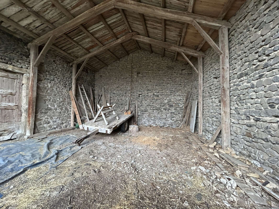 Maison à SAINT-ETIENNE-DU-VIGAN