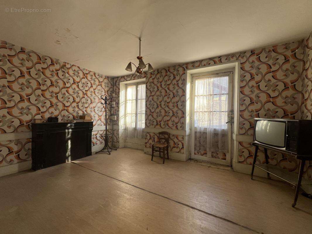 Maison à SAINT-QUENTIN-SUR-ISERE