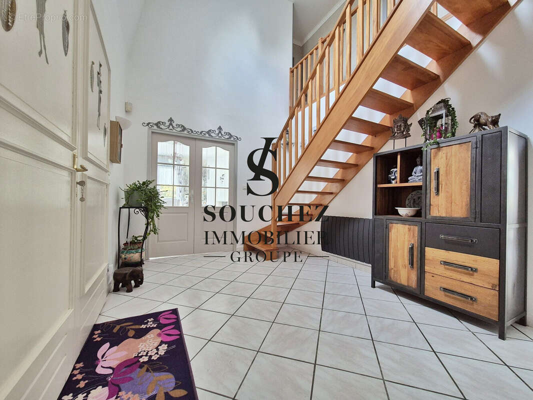 Maison 172 m² à Givenchy-En-Gohelle  - photo 6