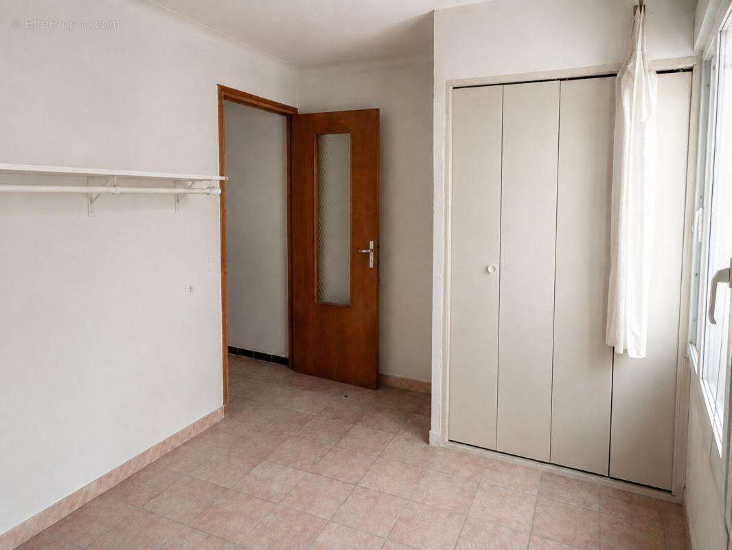 Maison de village, comprenant 1 appartement et 1 studio - photo 13
