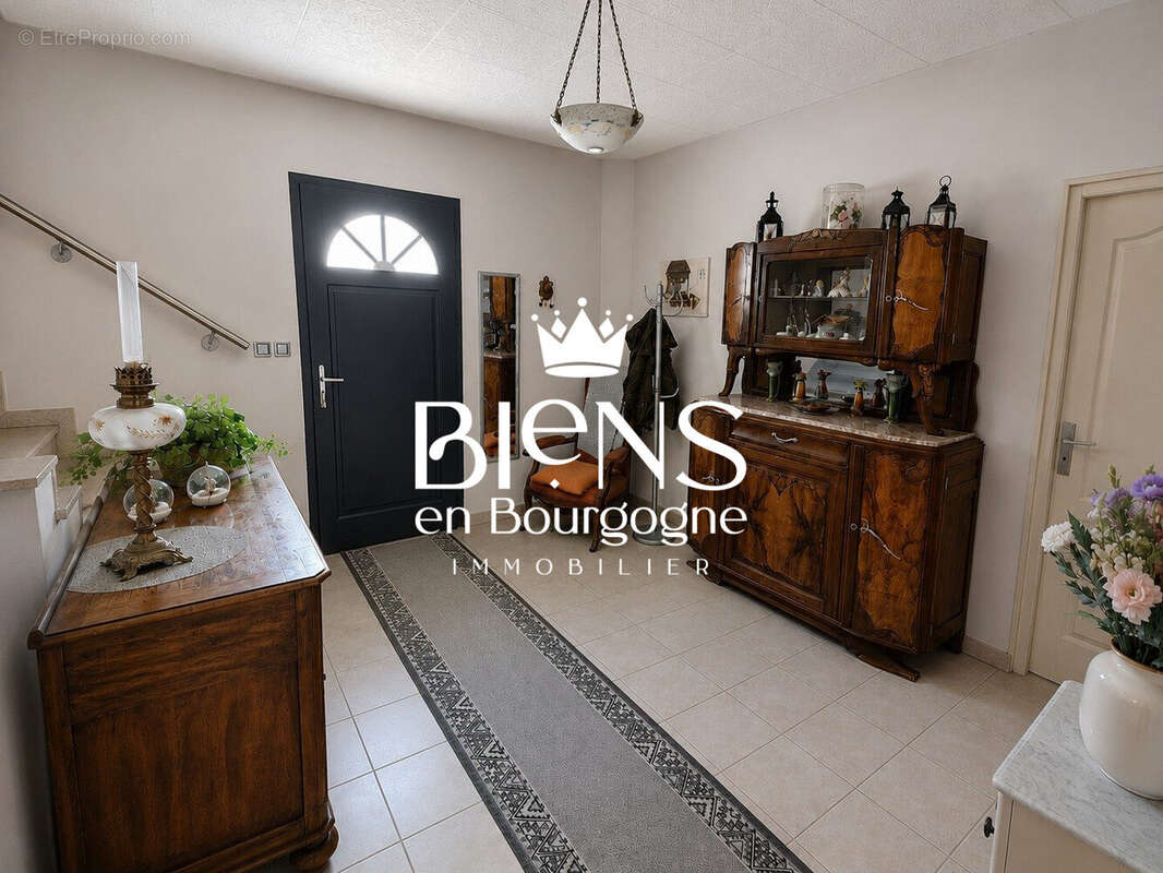 Maison 136 m² à Seurre  - photo 3