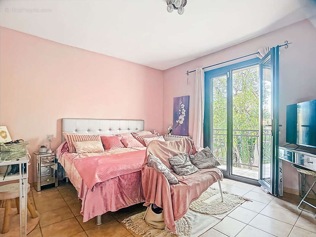 Maison à MARSEILLE-10E