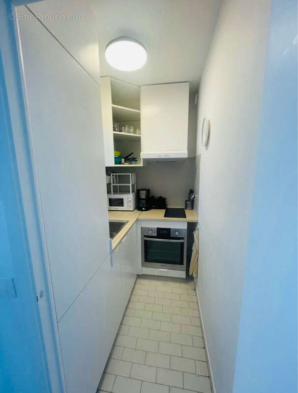 Appartement à SAINT-LAURENT-DU-VAR