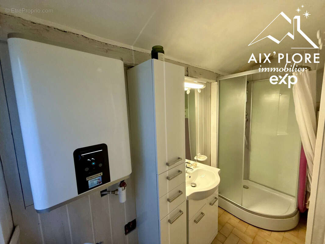 Appartement à AIX-LES-BAINS
