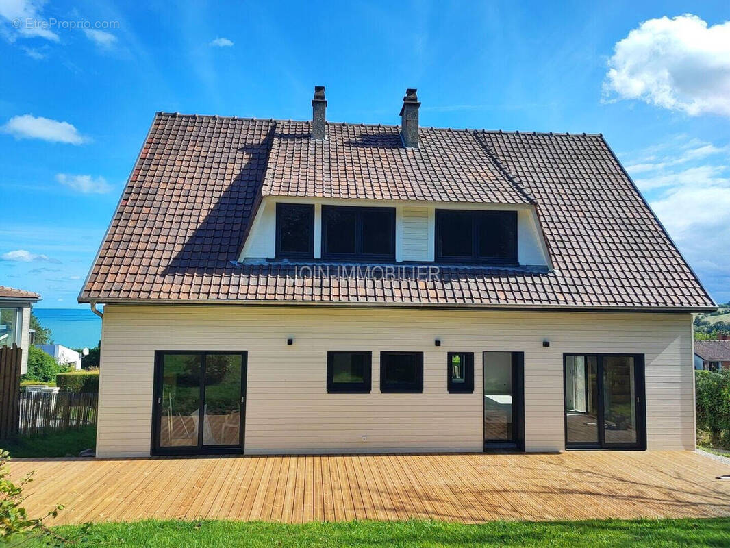 Maison à HAUTOT-SUR-MER