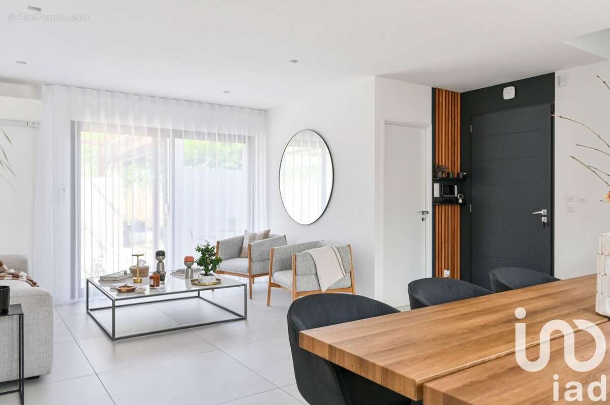 Photo 9 - Maison à PEYPIN