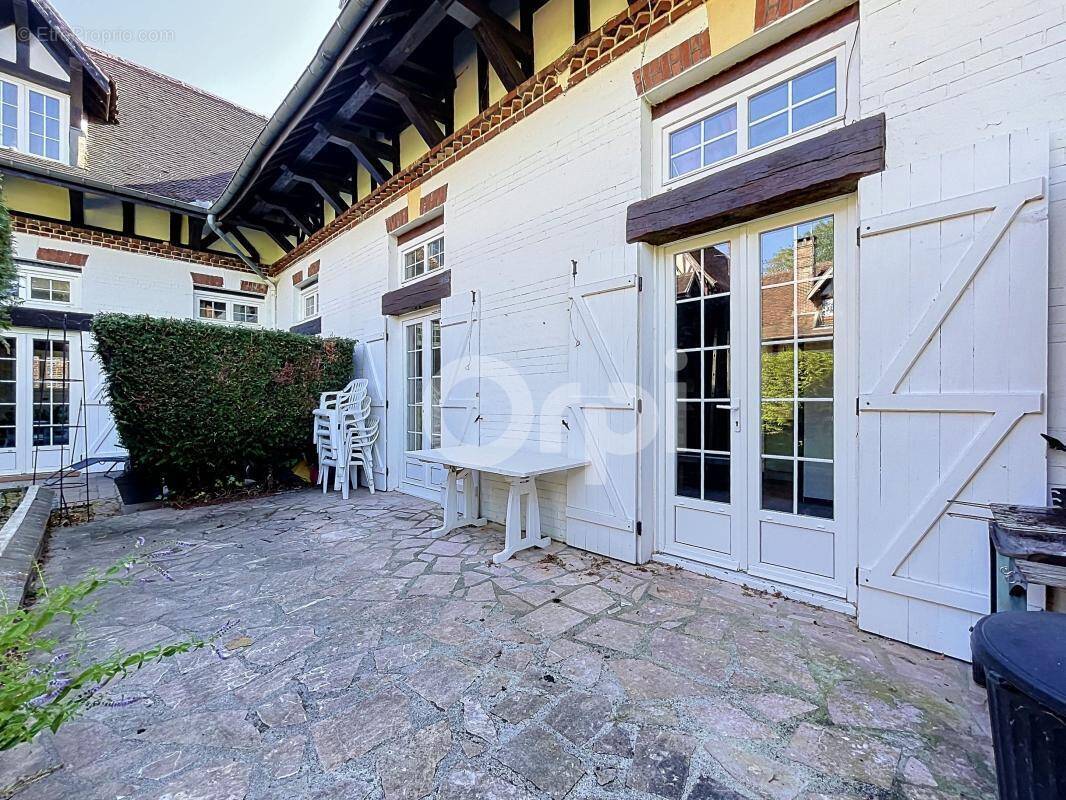Maison à AIRION