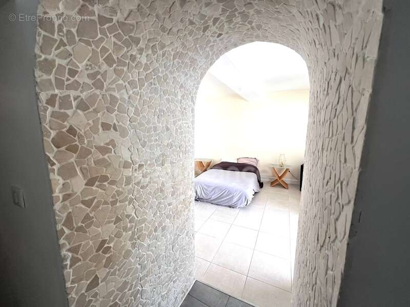 Appartement à FORCALQUIER