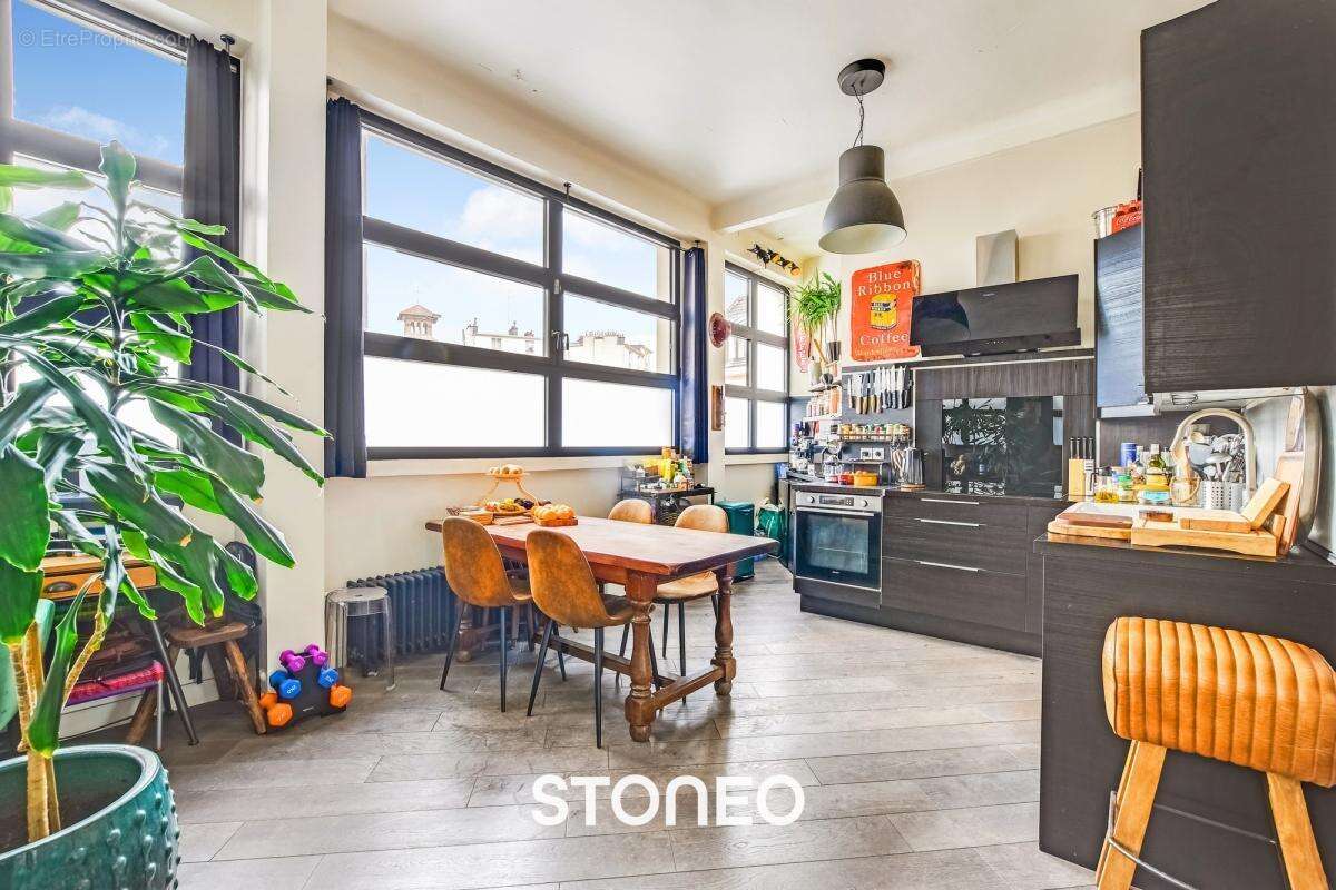 Appartement à PARIS-19E