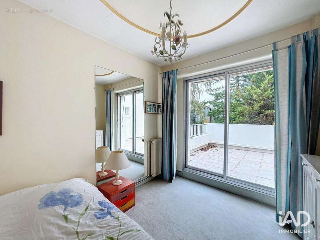 Photo 7 - Commerce à TINQUEUX