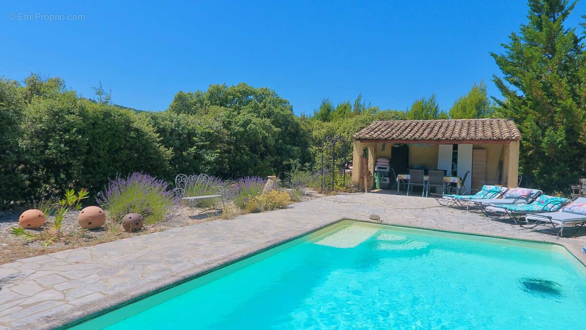 Nyons - elegante villa provencale avec piscine et vue - photo 8