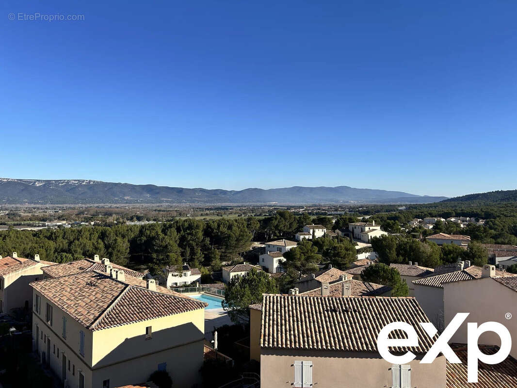 Appartement à MALLEMORT