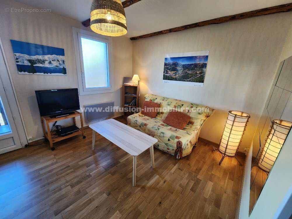 Appartement à LES THUILES