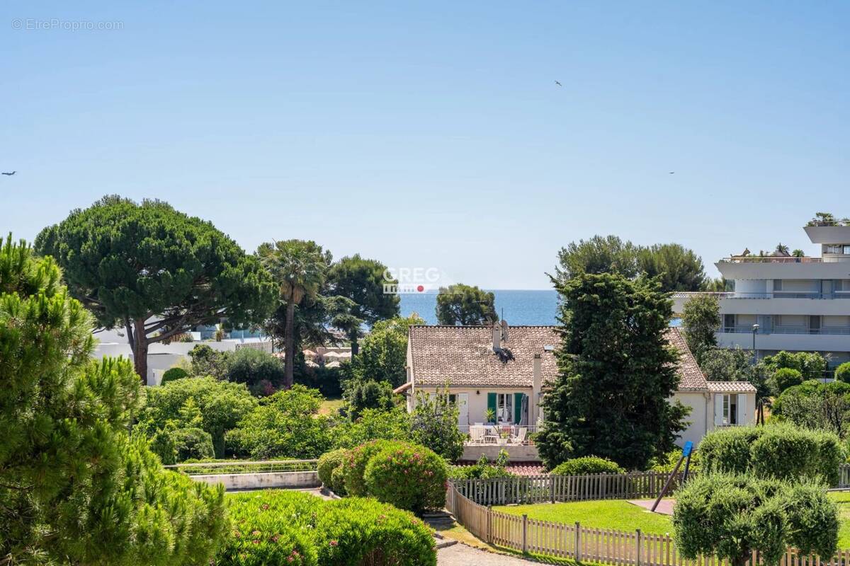 Appartement à VILLENEUVE-LOUBET