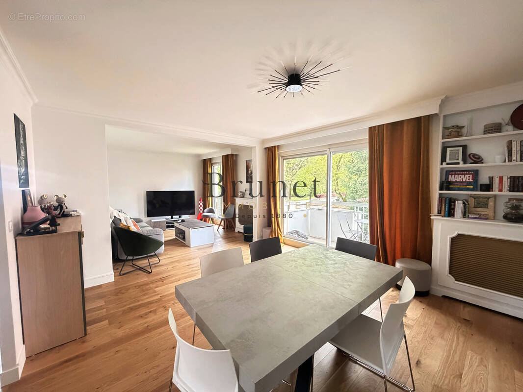 Appartement à SAINT-MAUR-DES-FOSSES