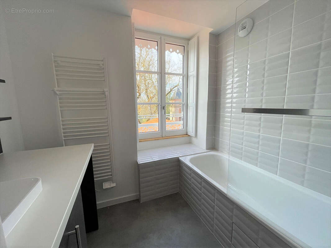 Appartement à PIN-BALMA