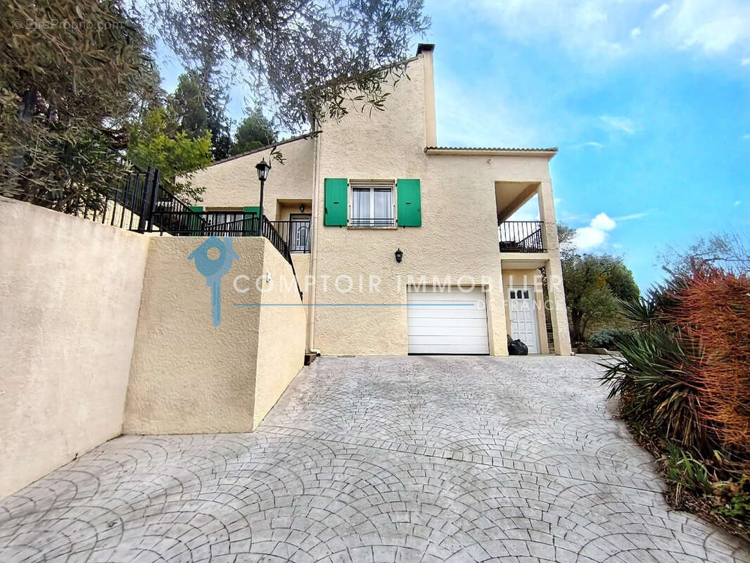 Maison à ARAMON