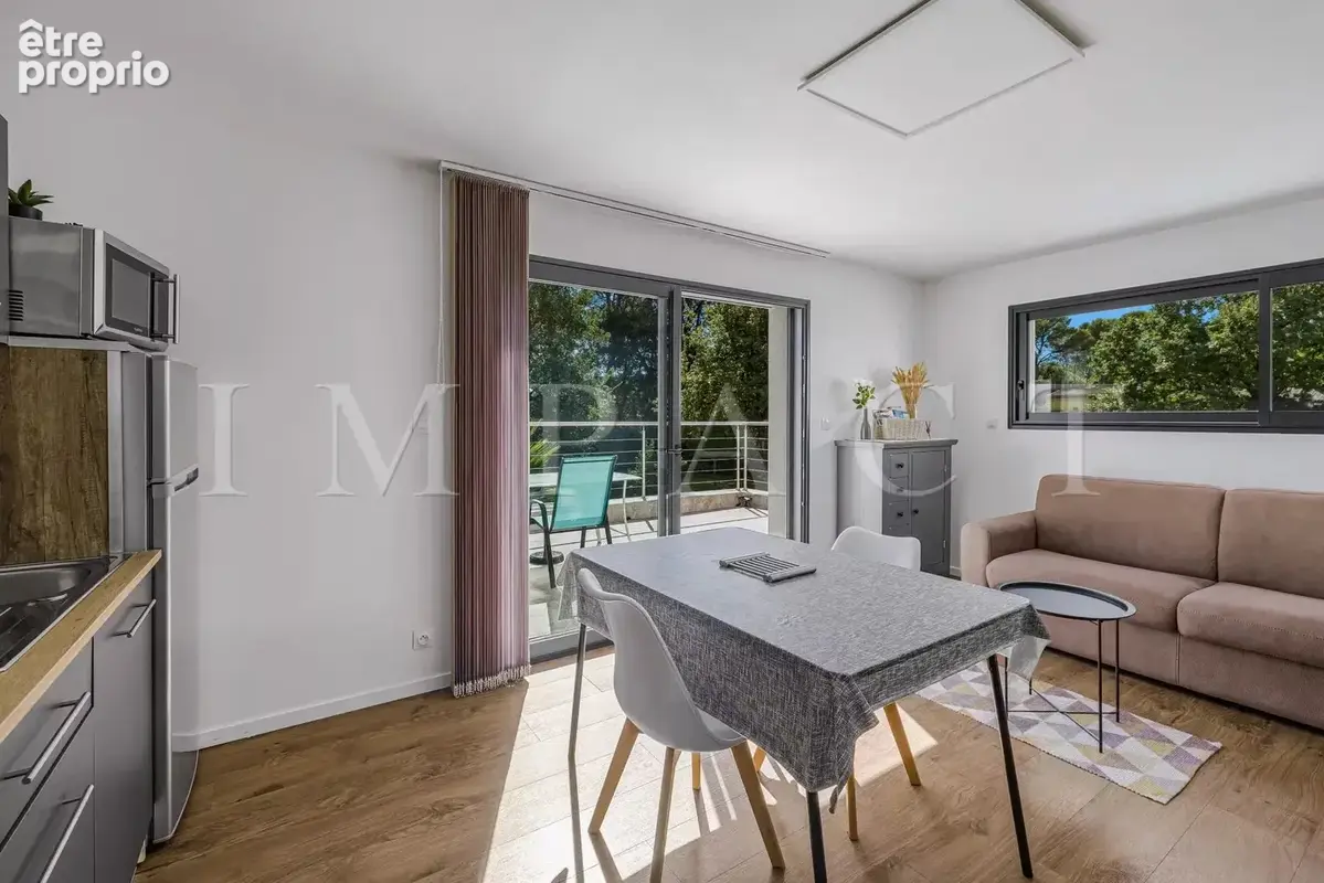 Mouans-Sartoux limite Mougins, Villa contemporaine de 220m2 avec piscine à vendre - photo 16