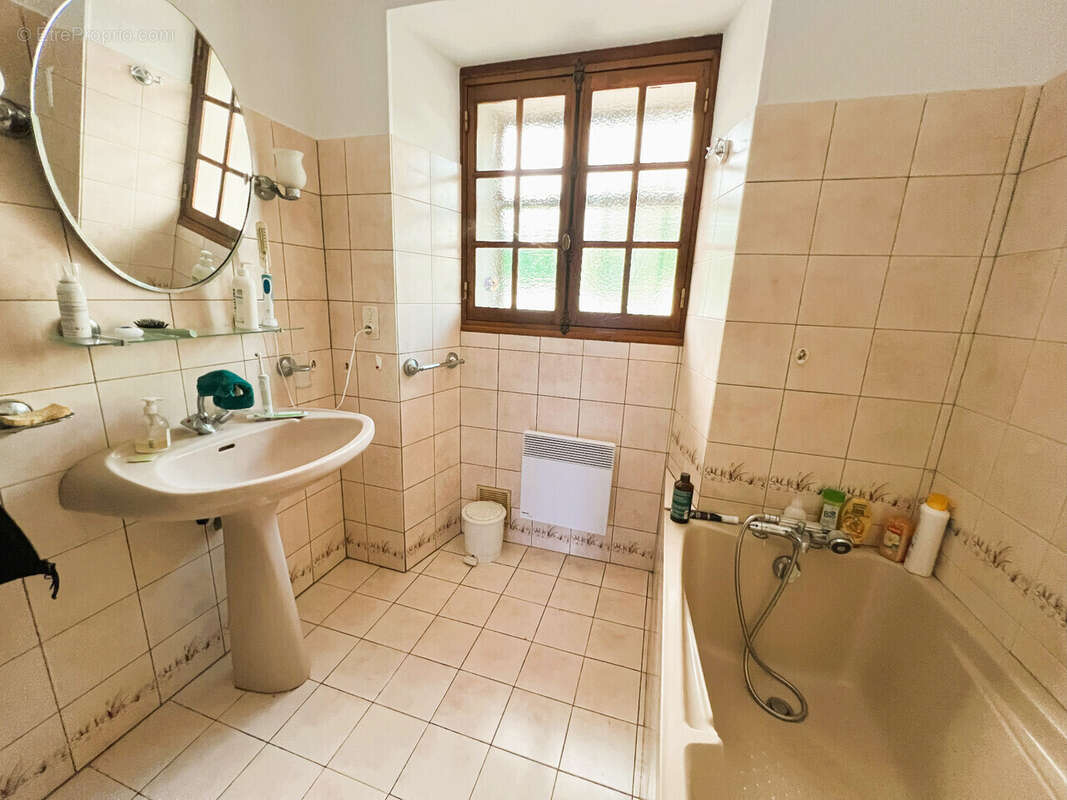 Maison à LAGRAULIERE