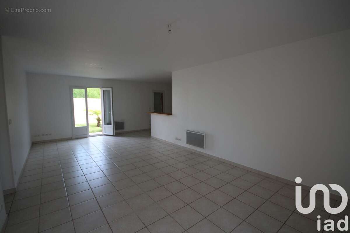 Photo 5 - Maison à TONNAY-CHARENTE