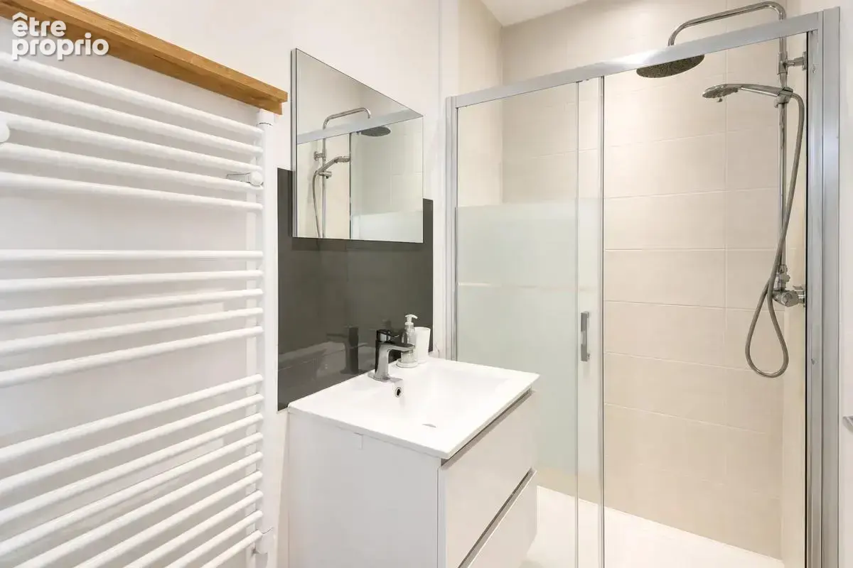 VANNES CENTRE – Appartement 114m², 6 chambres – rénové en 2024 - photo 5
