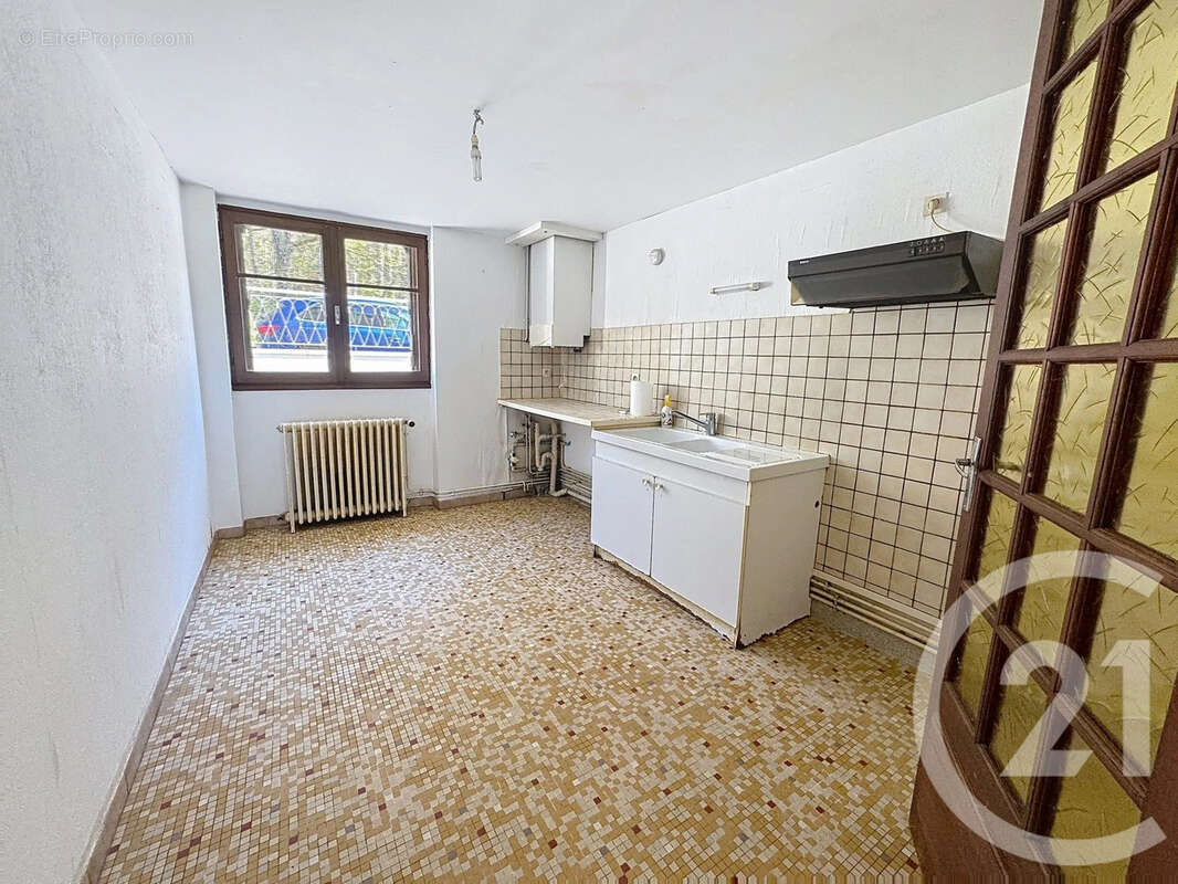 Maison 110 m² à L'isle-D'espagnac  - photo 12