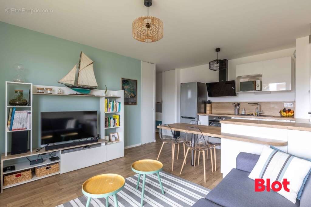 Appartement à LE RHEU