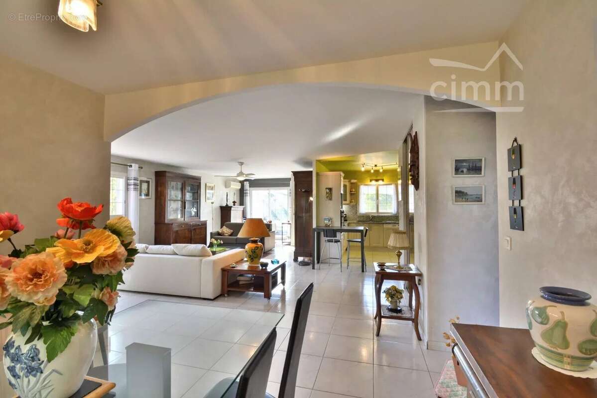 Maison à SAINT-CYPRIEN