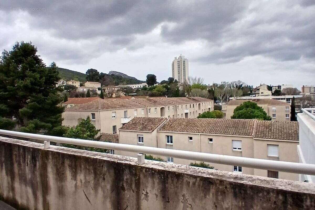 Appartement à MARSEILLE-11E