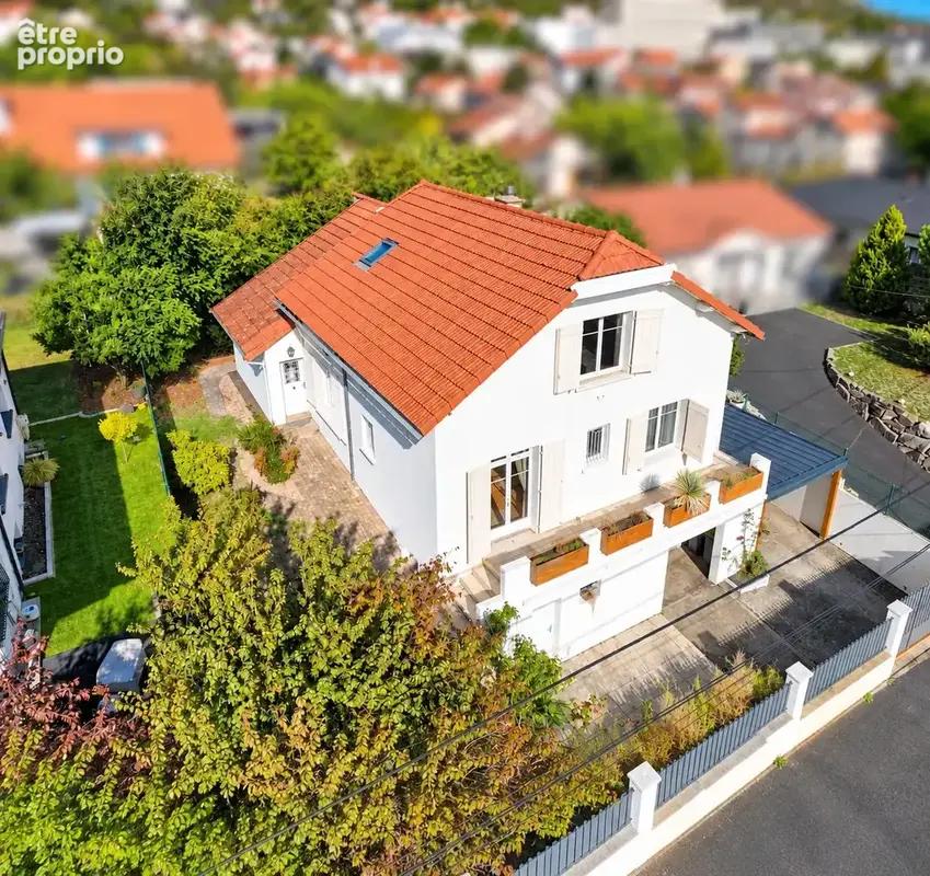 Maison 8 pièces 178 m² à vendre à Clermont-Ferrand (63000) - photo 1