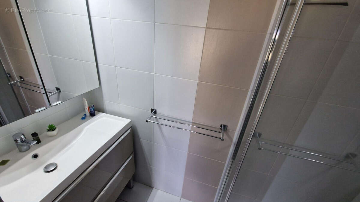 Appartement à VIVIERS-DU-LAC