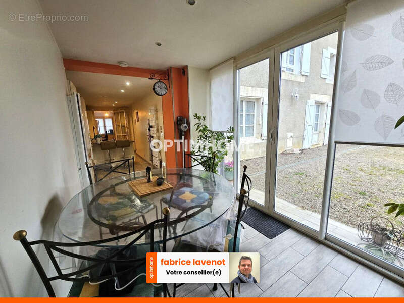 Maison à TAPONNAT-FLEURIGNAC