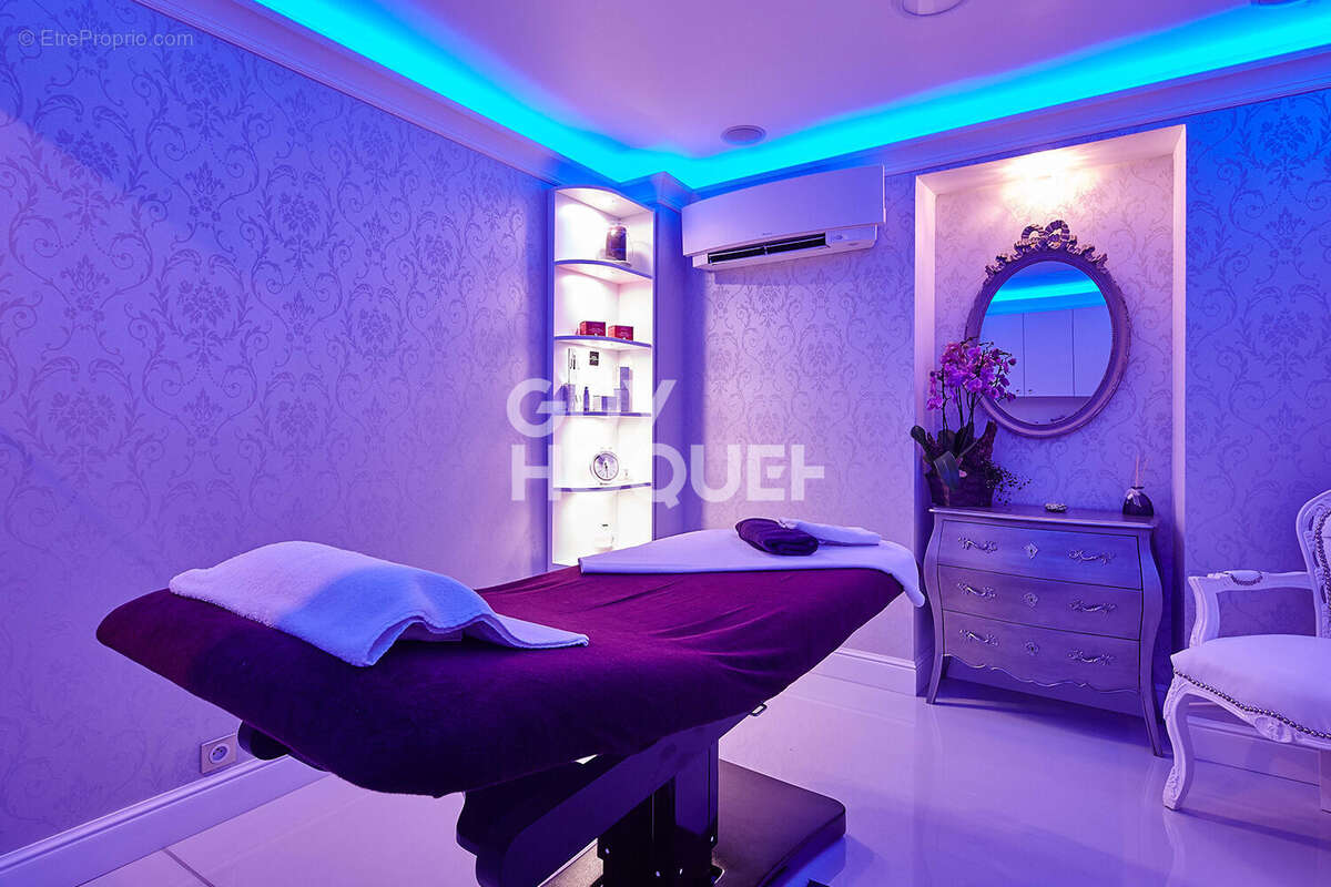 Commerce à FONTENAY-TRESIGNY